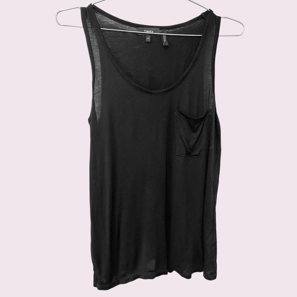 Theory flowy black tank